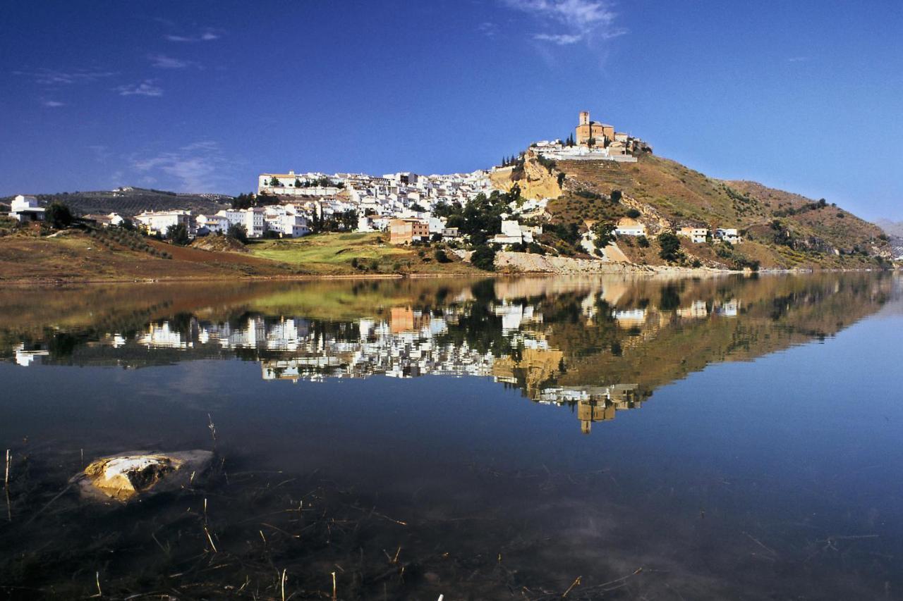 Vila Casa Carrillo Iznájar Exteriér fotografie