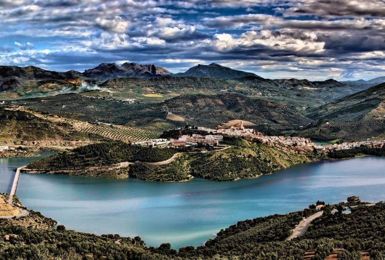 Vila Casa Carrillo Iznájar Exteriér fotografie