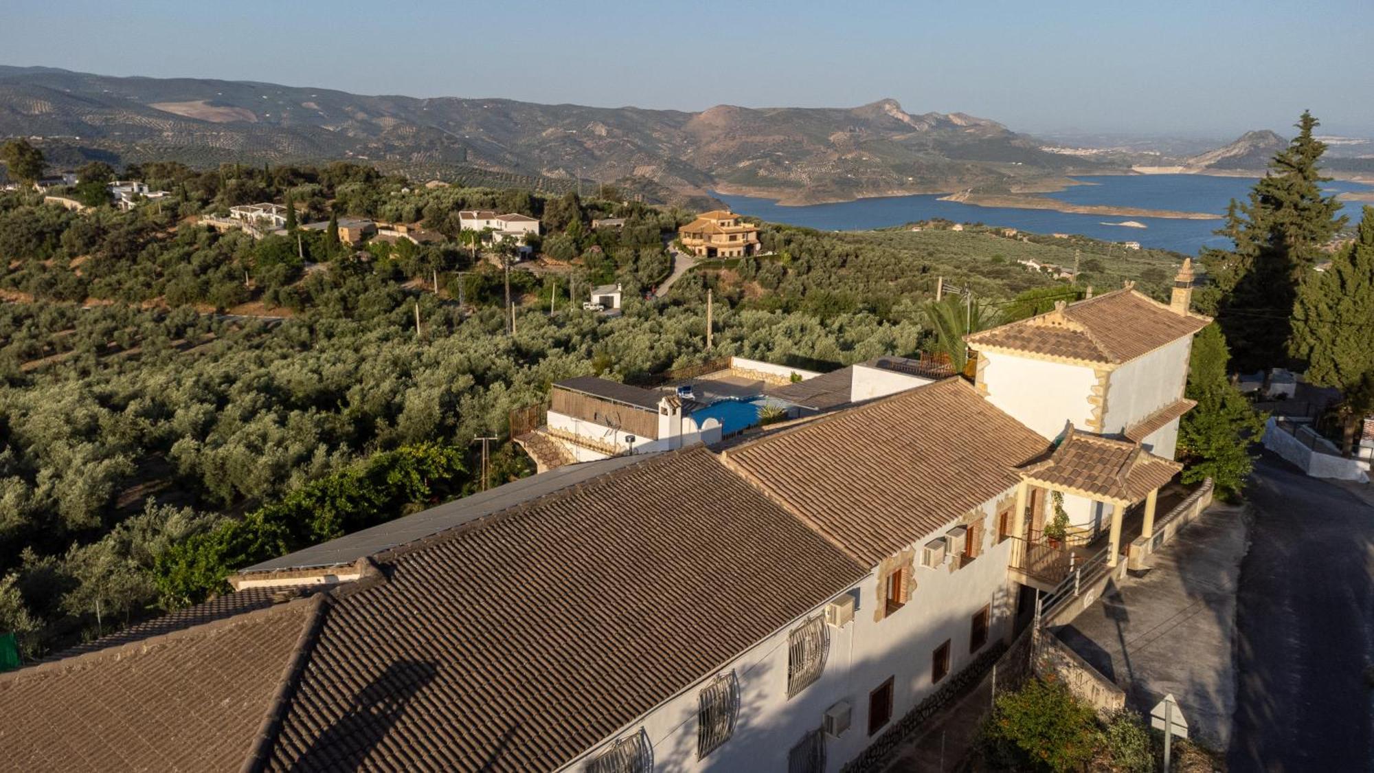 Vila Casa Carrillo Iznájar Exteriér fotografie